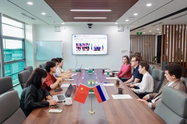 Факультет фундаментальной медицины МГУ и Институт России Университета Цинхуа подписали соглашение о программе студенческой мобильности Факультет фундаментальной медицины МГУ и Институт России Университета Цинхуа подписали соглашение о программе студенческой мобильности