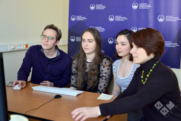 Студенты ФФМ МГУ приняли участие во Всероссийском заседании студенческих научных кружков медицинских вузов